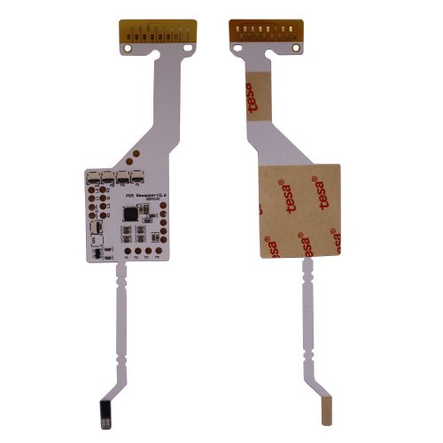 Vorder- und Rückansicht des PS5 programmierbarer Remapper BDM030/040/050: Zwei Flex-Platinen mit Goldanschlüssen, einem sichtbaren Chip und einem Klebestreifen mit der Aufschrift tesa - perfekt für individuelle PS5-Controller-Bitro-Modifikationen.