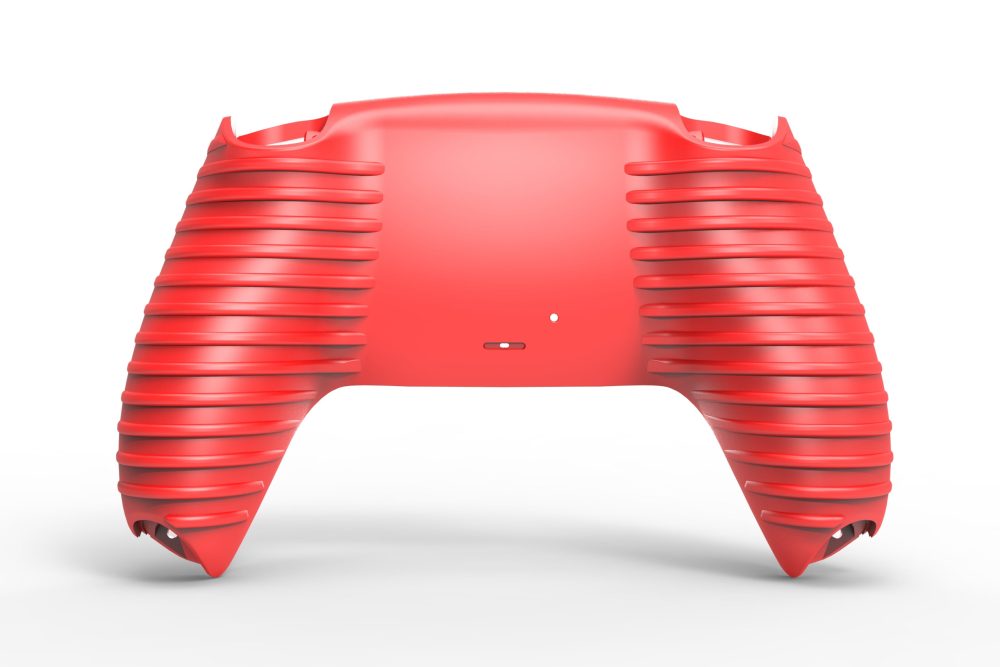 Das PS5 Grip Gehäuse Softtouch ist eine rote, gerippte Rückenabdeckung mit zwei Griffen für den PS5-Controller, dargestellt von hinten auf weißem Hintergrund.