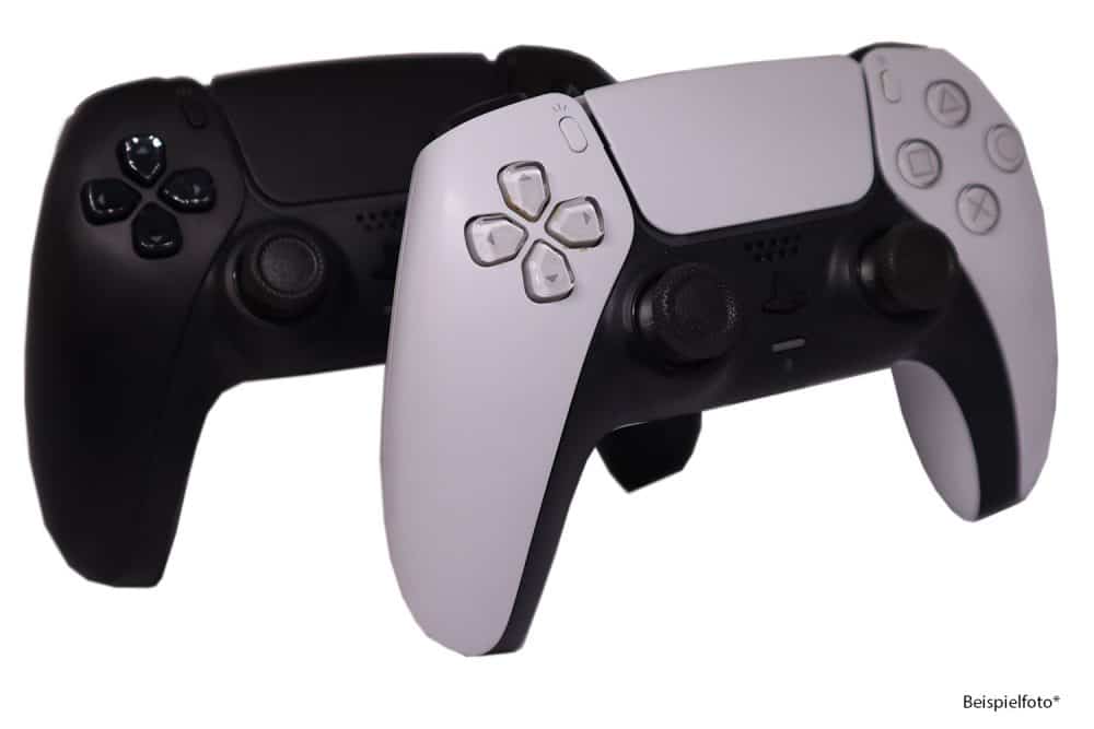 ps5 controller gebraucht mit hallsticks in schwarz und weiß