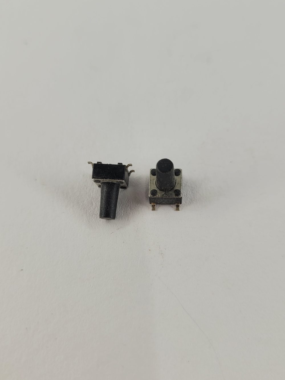 Push-button 6x6x10mm switch