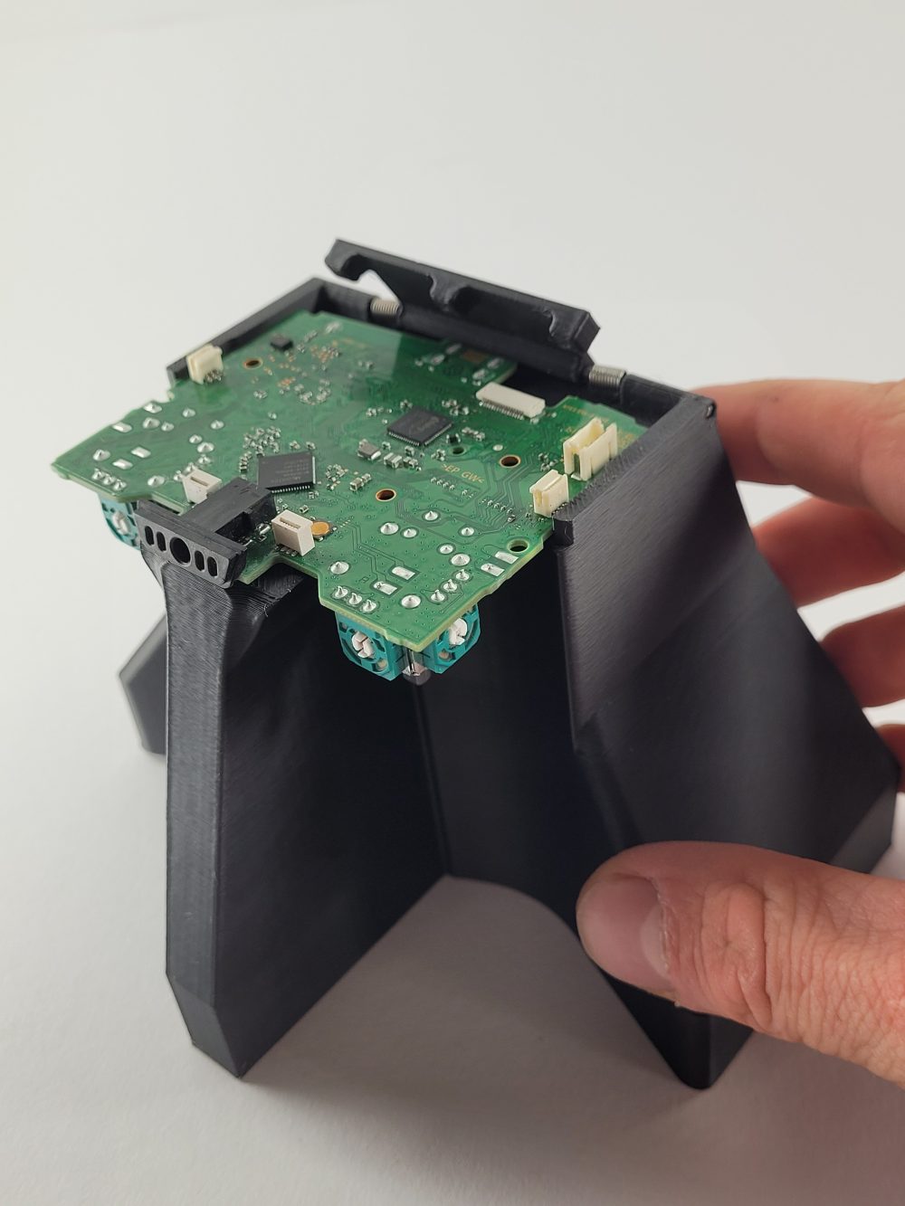 PS5 circuit board holder - Image 2